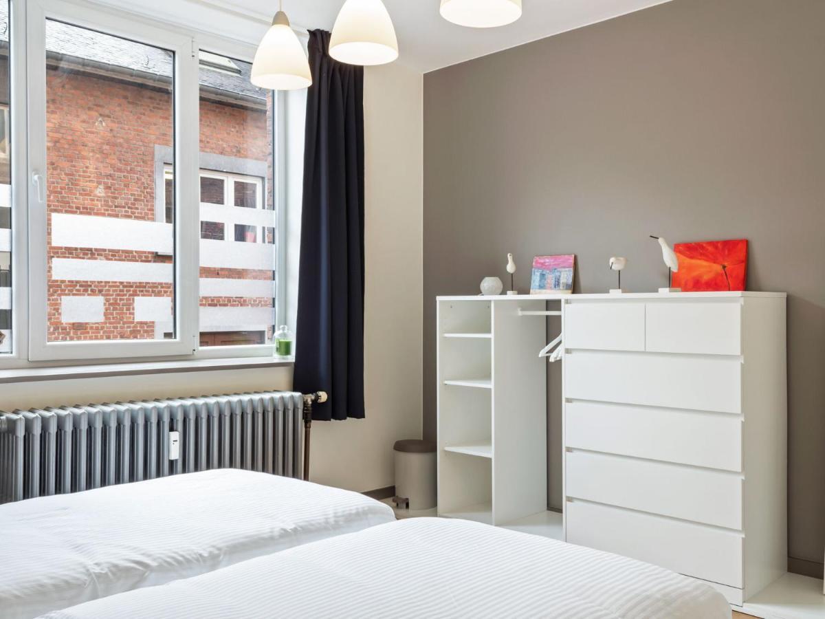 Stylish Apartment In Dinant Near The Maas Exterior photo